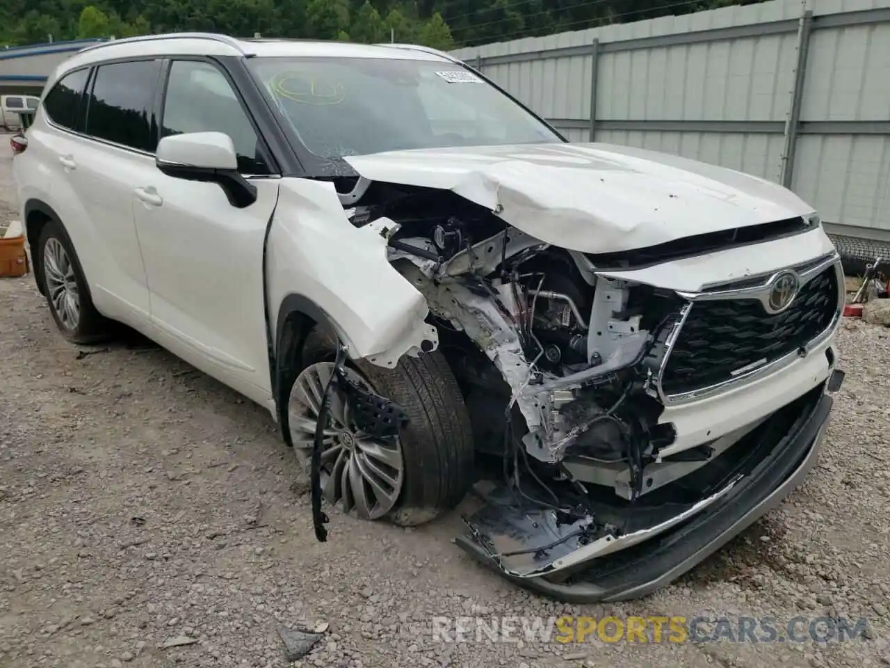 1 Photograph of a damaged car 5TDFZRBH2MS077785 TOYOTA HIGHLANDER 2021