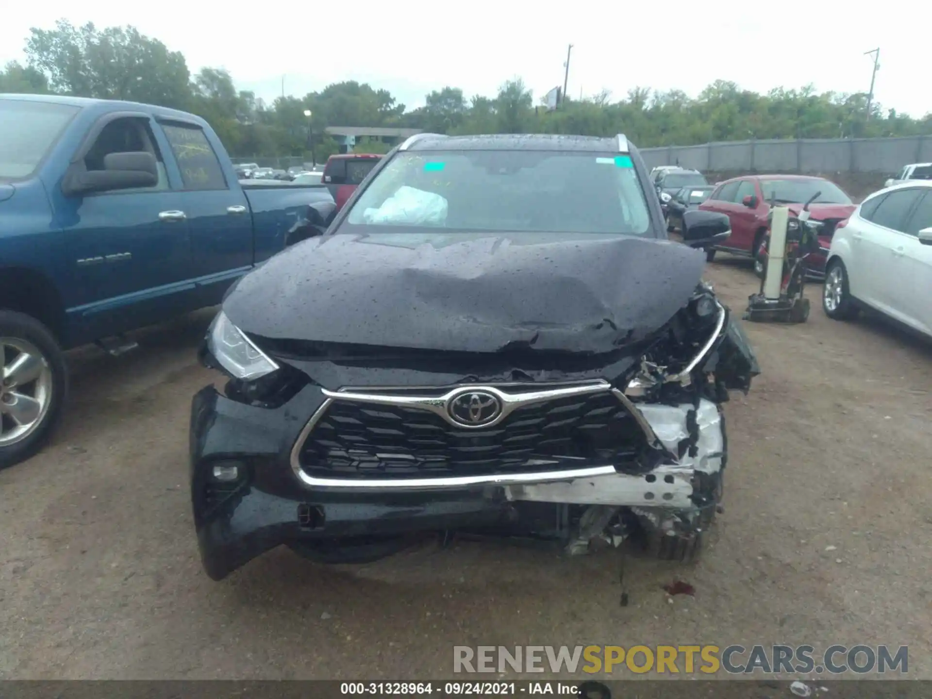 6 Photograph of a damaged car 5TDFZRBH2MS088642 TOYOTA HIGHLANDER 2021