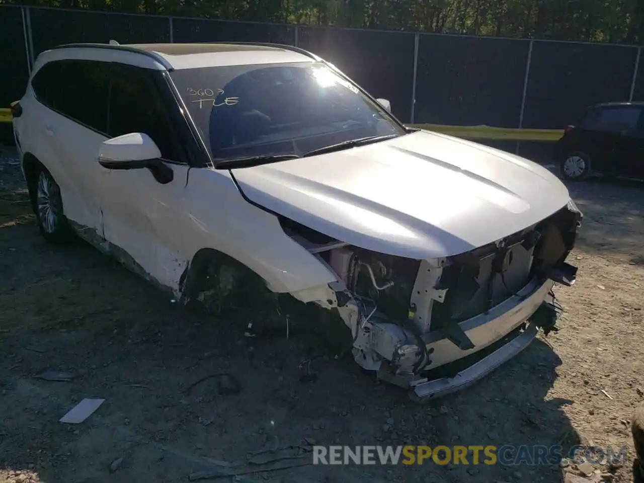 9 Photograph of a damaged car 5TDFZRBH3MS125309 TOYOTA HIGHLANDER 2021