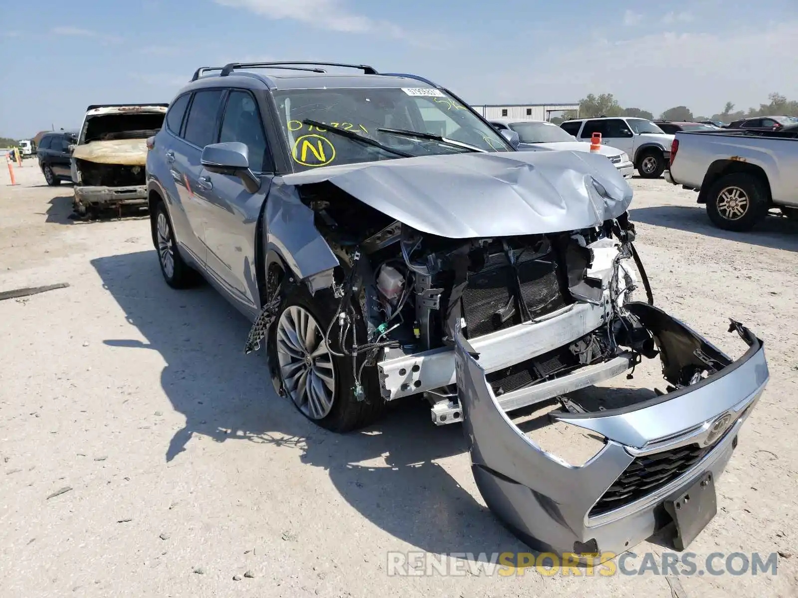 1 Photograph of a damaged car 5TDFZRBH4MS076721 TOYOTA HIGHLANDER 2021