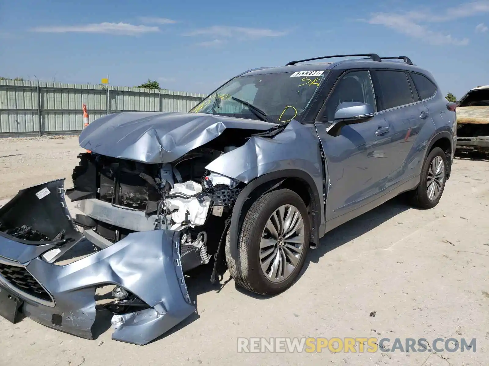 2 Photograph of a damaged car 5TDFZRBH4MS076721 TOYOTA HIGHLANDER 2021