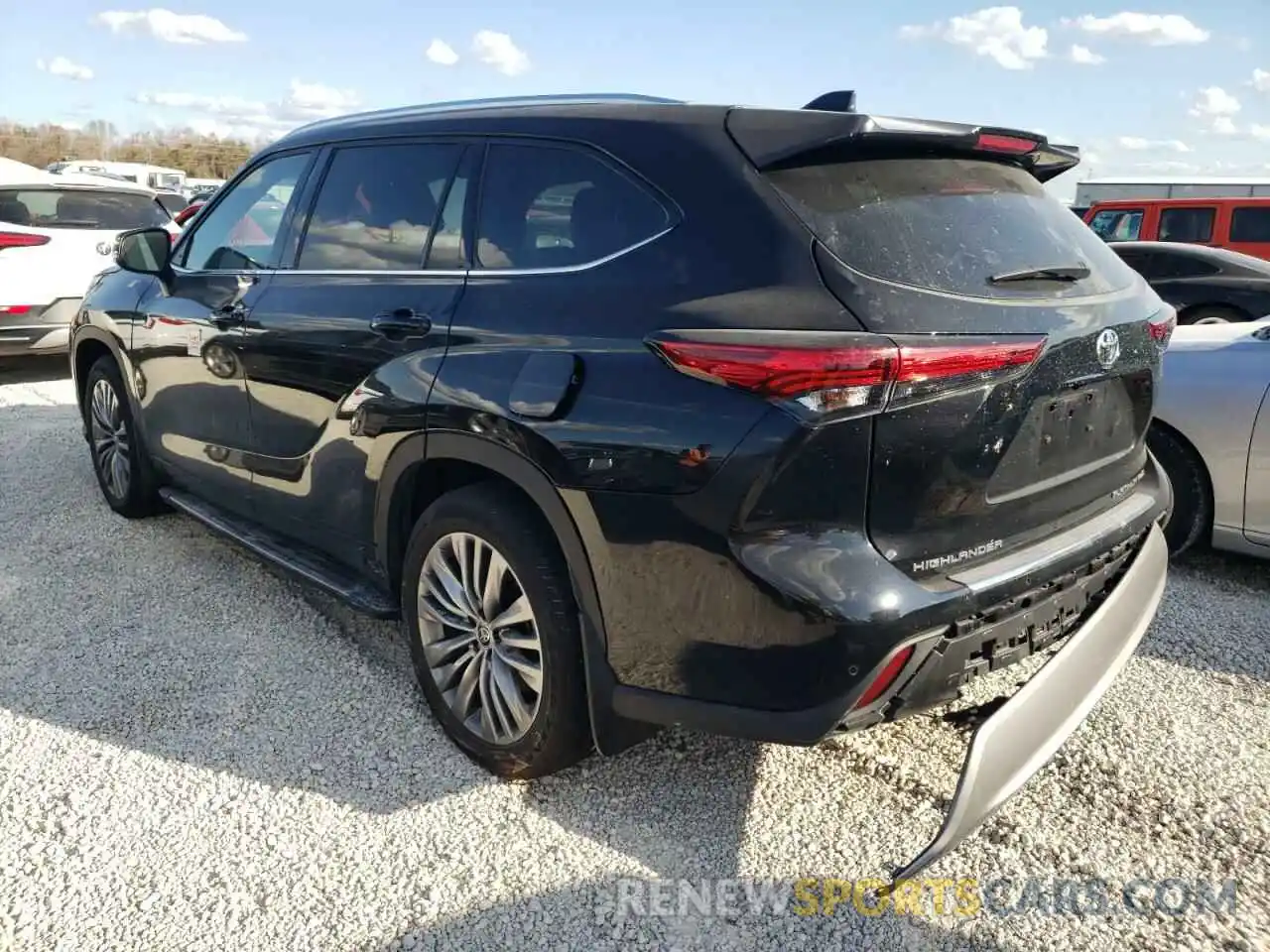 3 Photograph of a damaged car 5TDFZRBH4MS121785 TOYOTA HIGHLANDER 2021