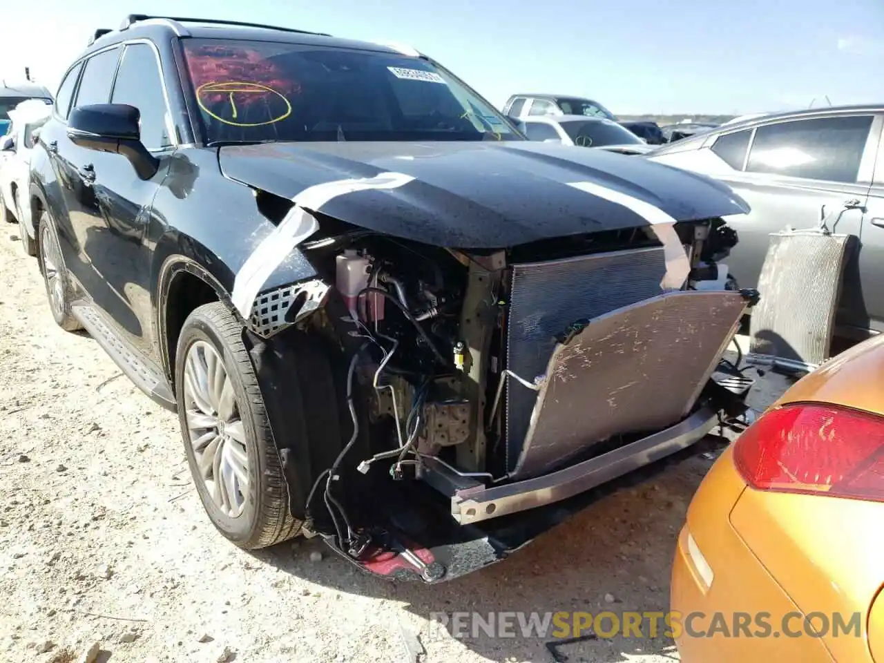 1 Photograph of a damaged car 5TDFZRBH4MS152065 TOYOTA HIGHLANDER 2021