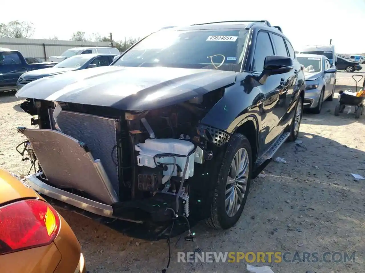 2 Photograph of a damaged car 5TDFZRBH4MS152065 TOYOTA HIGHLANDER 2021