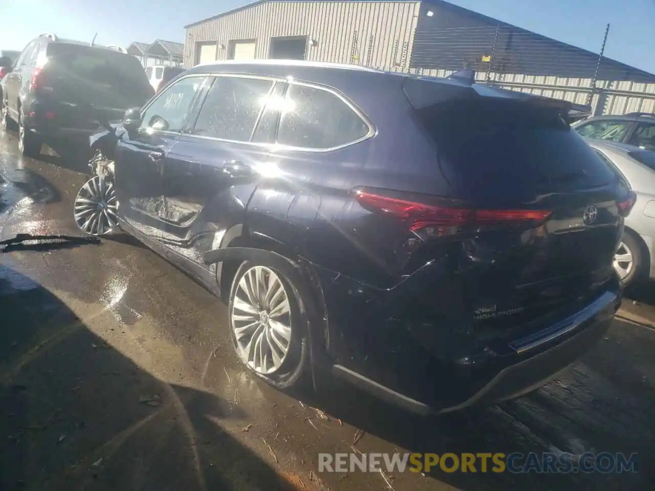 3 Photograph of a damaged car 5TDFZRBH5MS071222 TOYOTA HIGHLANDER 2021