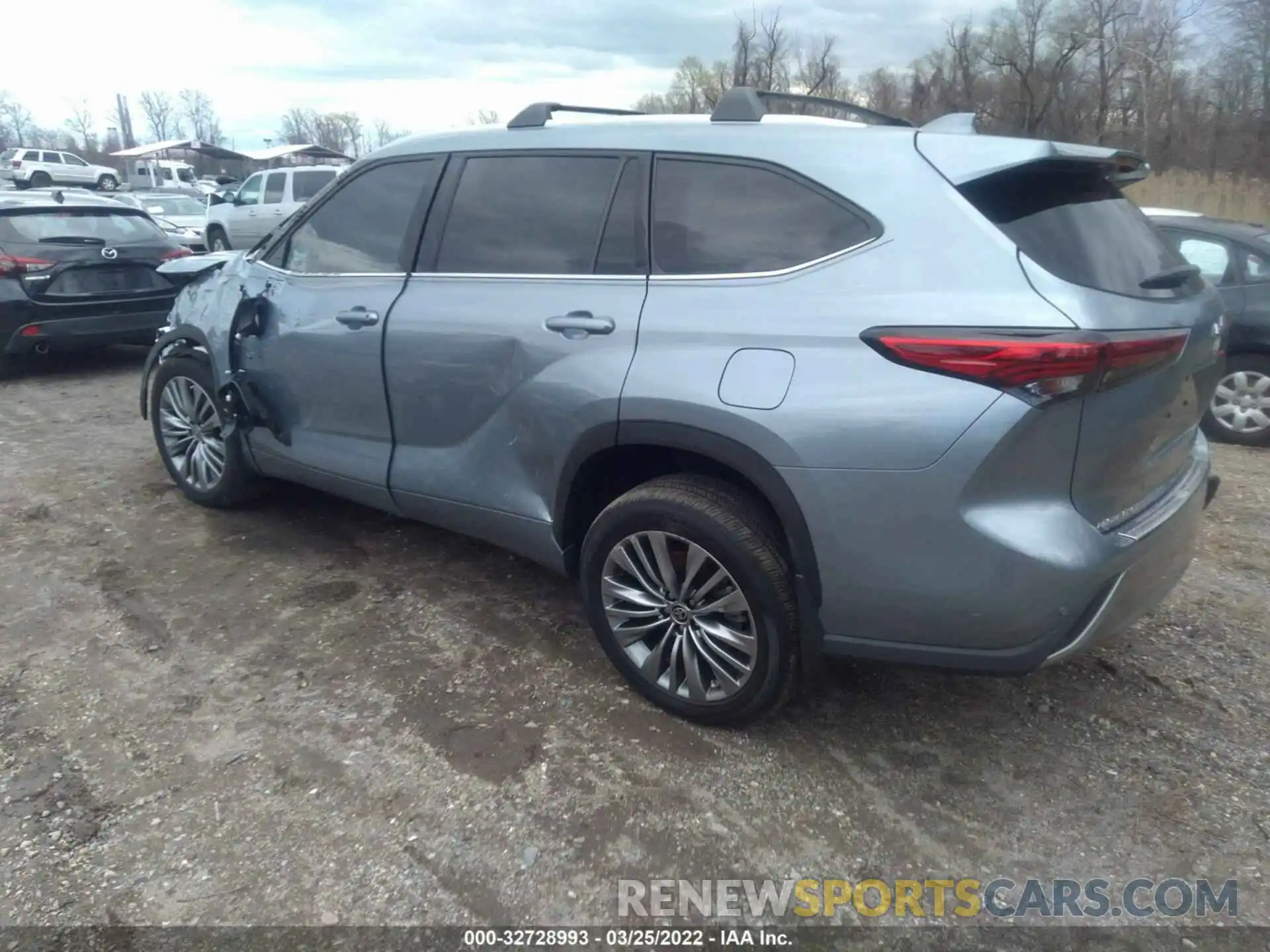 3 Фотография поврежденного автомобиля 5TDFZRBH6MS075425 TOYOTA HIGHLANDER 2021