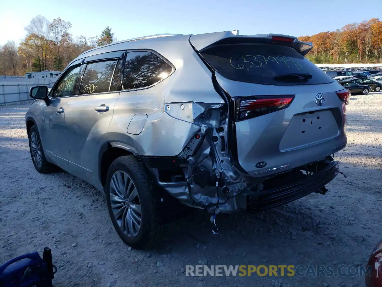 3 Photograph of a damaged car 5TDFZRBH6MS116247 TOYOTA HIGHLANDER 2021