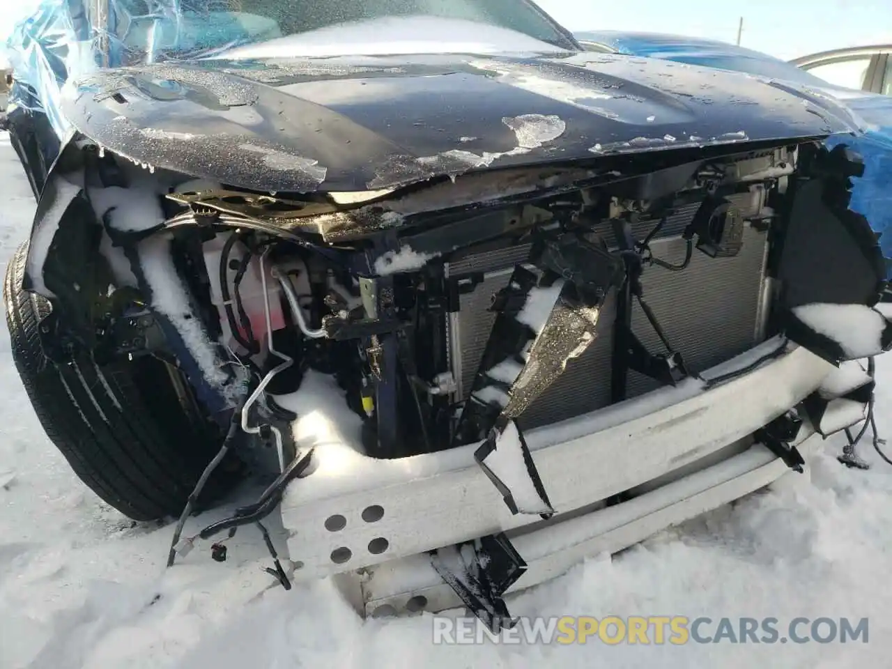 10 Photograph of a damaged car 5TDFZRBH6MS148177 TOYOTA HIGHLANDER 2021