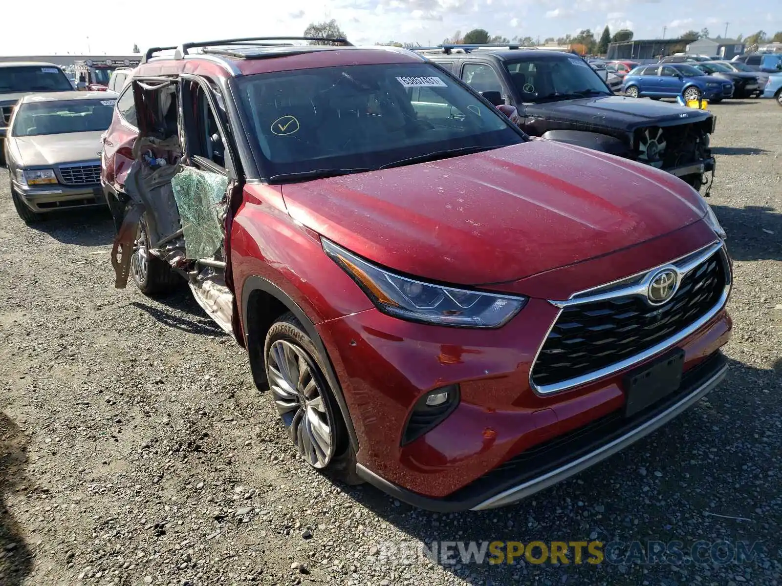 1 Photograph of a damaged car 5TDFZRBH7MS062943 TOYOTA HIGHLANDER 2021