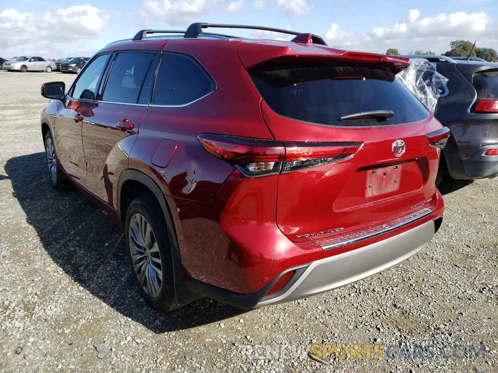 3 Photograph of a damaged car 5TDFZRBH7MS062943 TOYOTA HIGHLANDER 2021