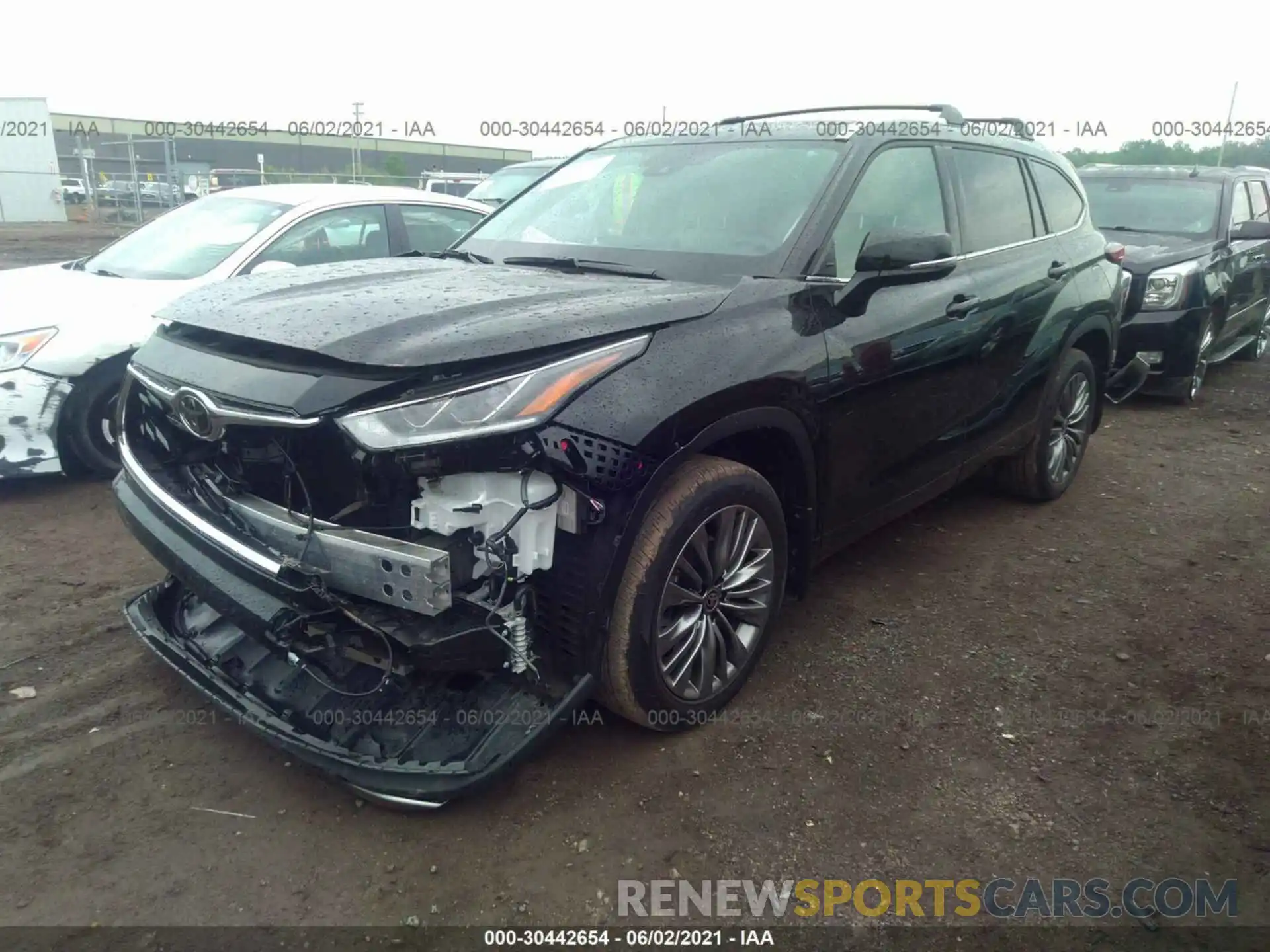 2 Photograph of a damaged car 5TDFZRBH7MS101269 TOYOTA HIGHLANDER 2021