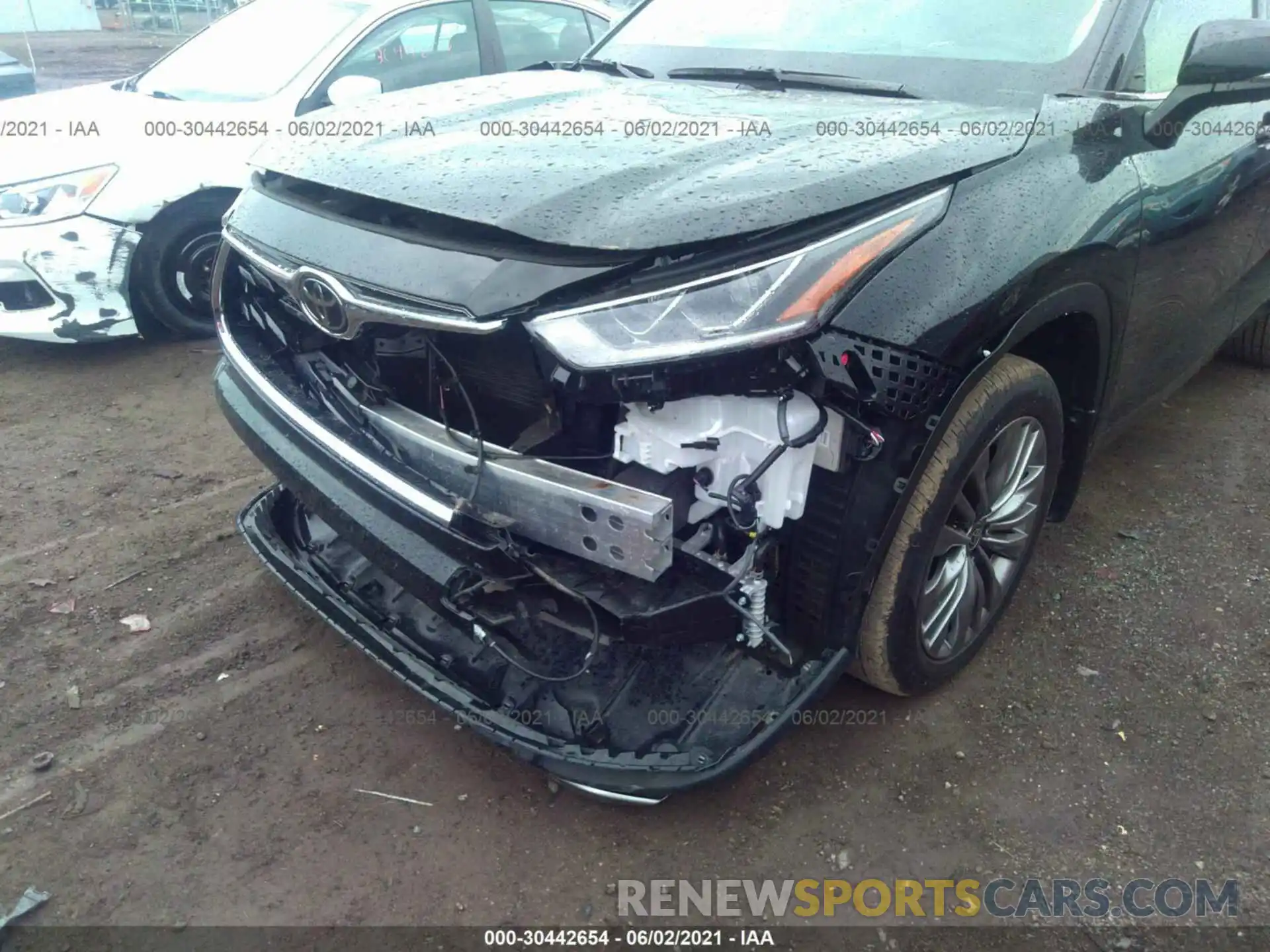 6 Photograph of a damaged car 5TDFZRBH7MS101269 TOYOTA HIGHLANDER 2021