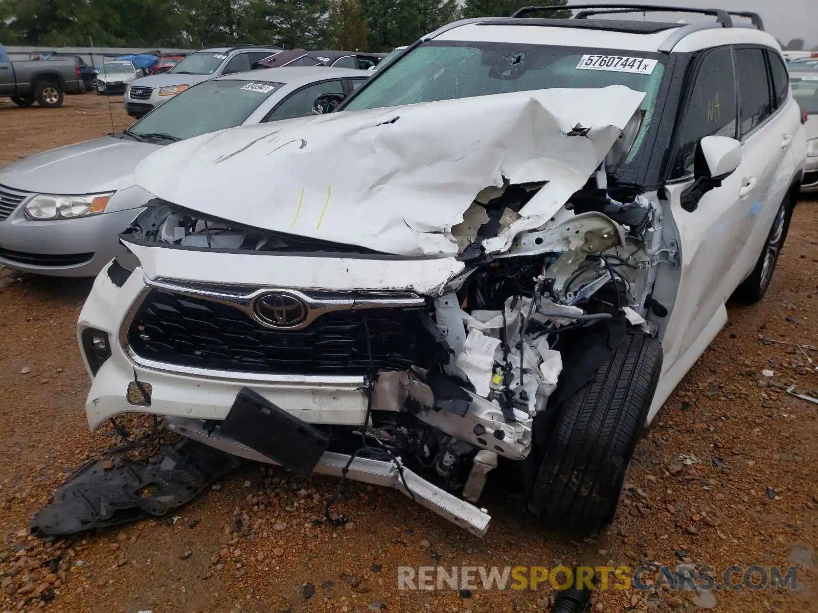 9 Photograph of a damaged car 5TDFZRBH8MS060571 TOYOTA HIGHLANDER 2021