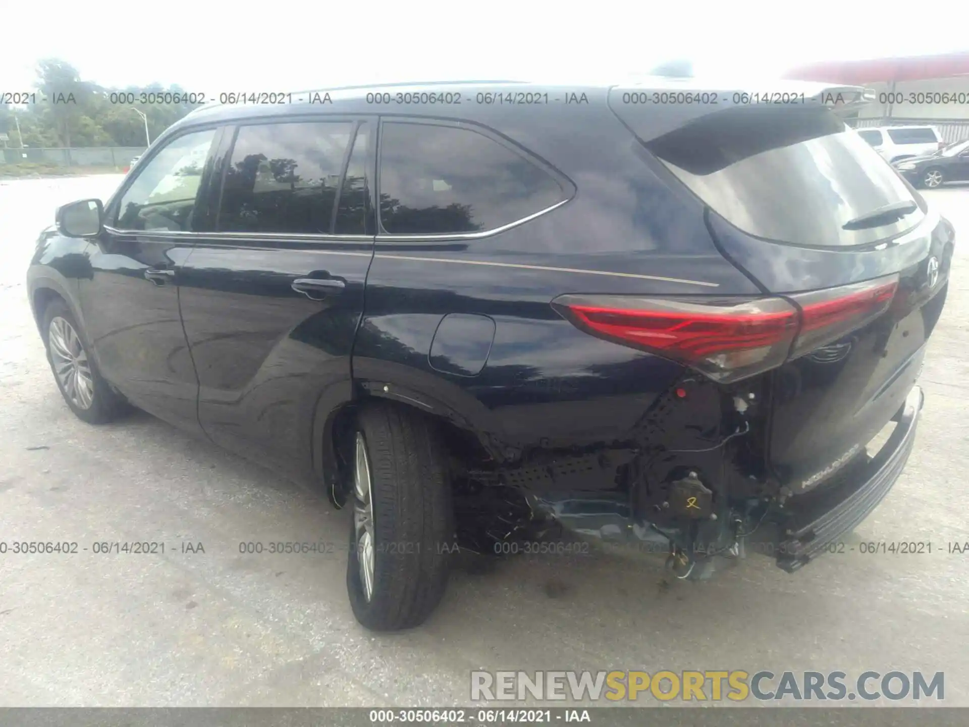 3 Photograph of a damaged car 5TDFZRBH8MS095255 TOYOTA HIGHLANDER 2021