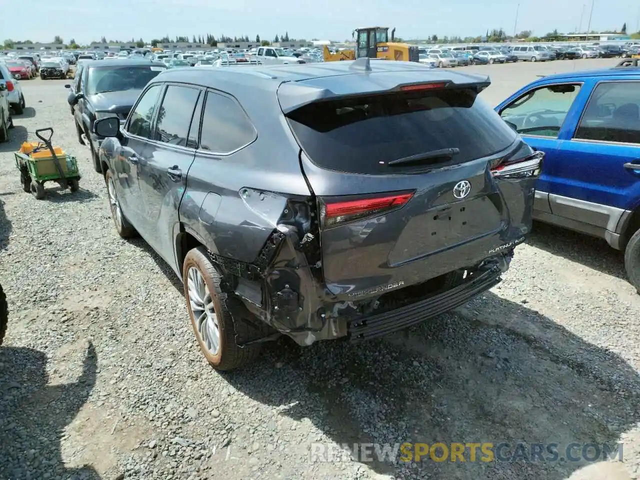 3 Photograph of a damaged car 5TDFZRBH9MS063866 TOYOTA HIGHLANDER 2021