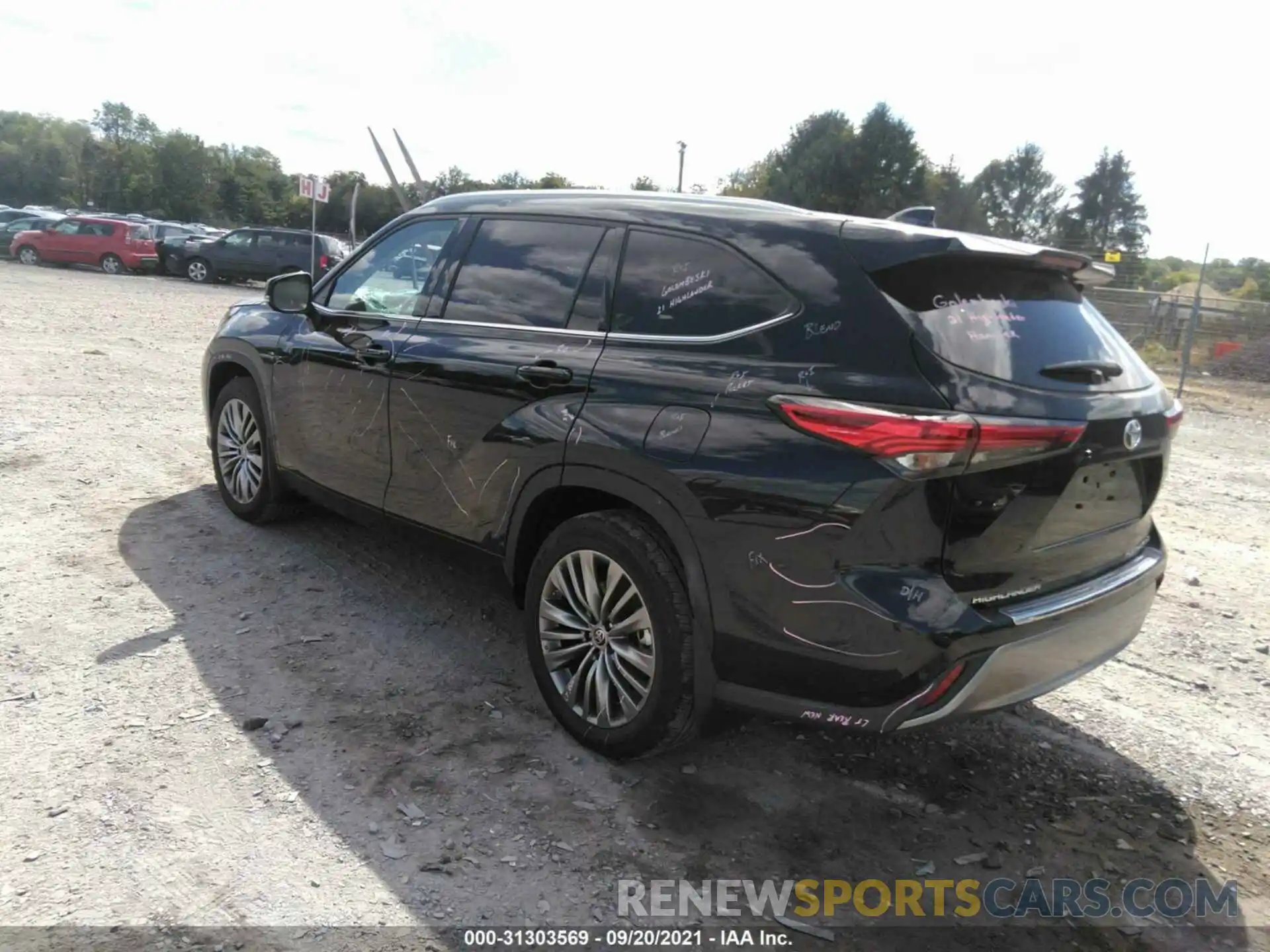 3 Photograph of a damaged car 5TDFZRBH9MS125640 TOYOTA HIGHLANDER 2021