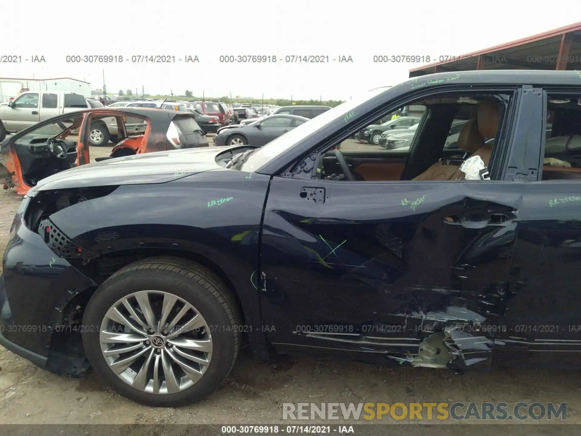 6 Photograph of a damaged car 5TDFZRBHXMS087593 TOYOTA HIGHLANDER 2021