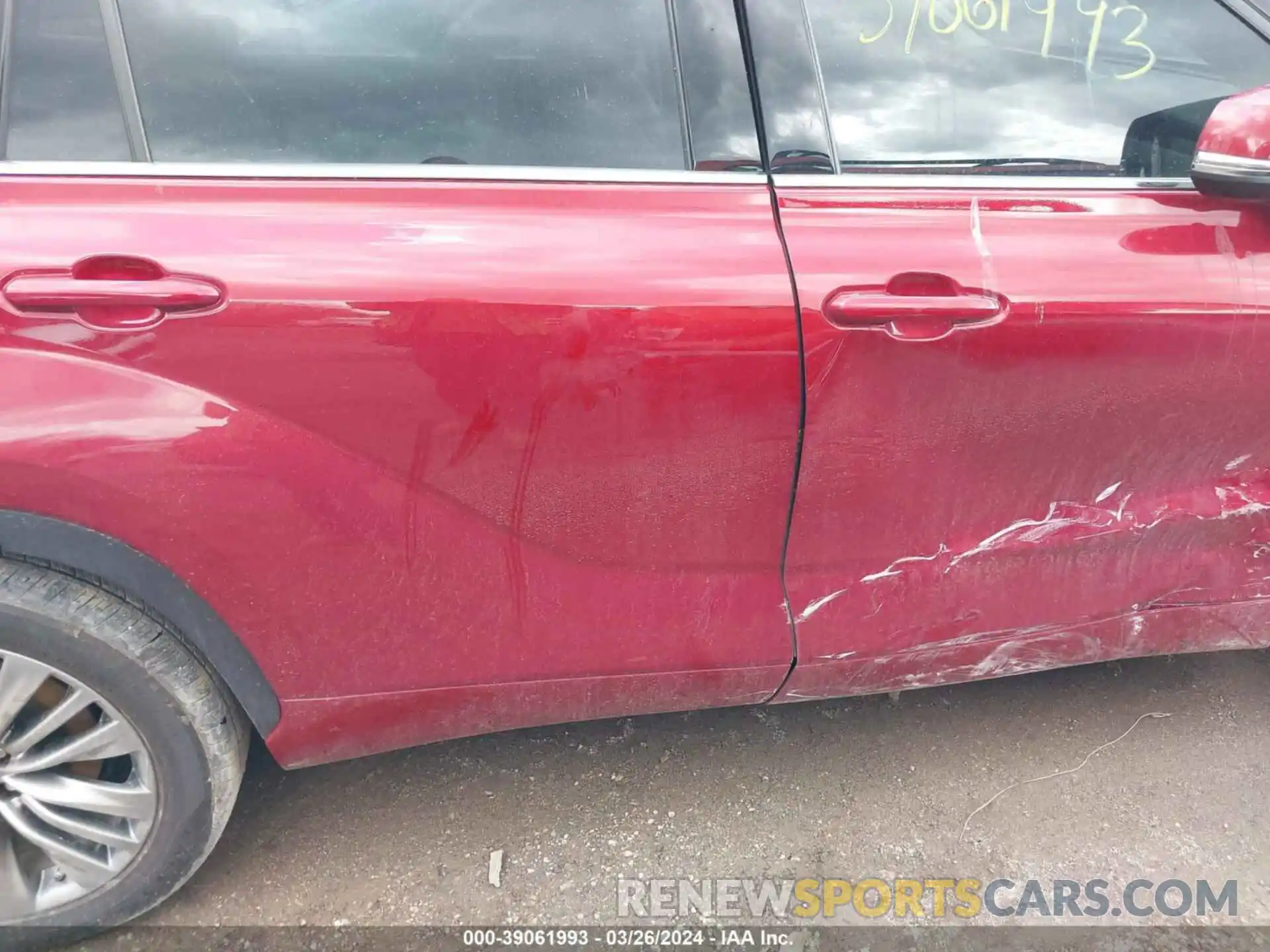 13 Photograph of a damaged car 5TDFZRBHXMS159540 TOYOTA HIGHLANDER 2021