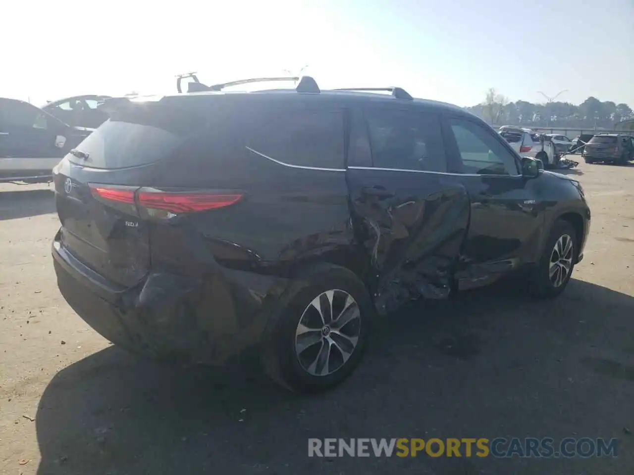 3 Photograph of a damaged car 5TDGARAH0MS007697 TOYOTA HIGHLANDER 2021