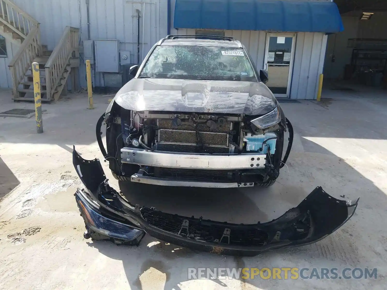 9 Photograph of a damaged car 5TDGARAH1MS506704 TOYOTA HIGHLANDER 2021