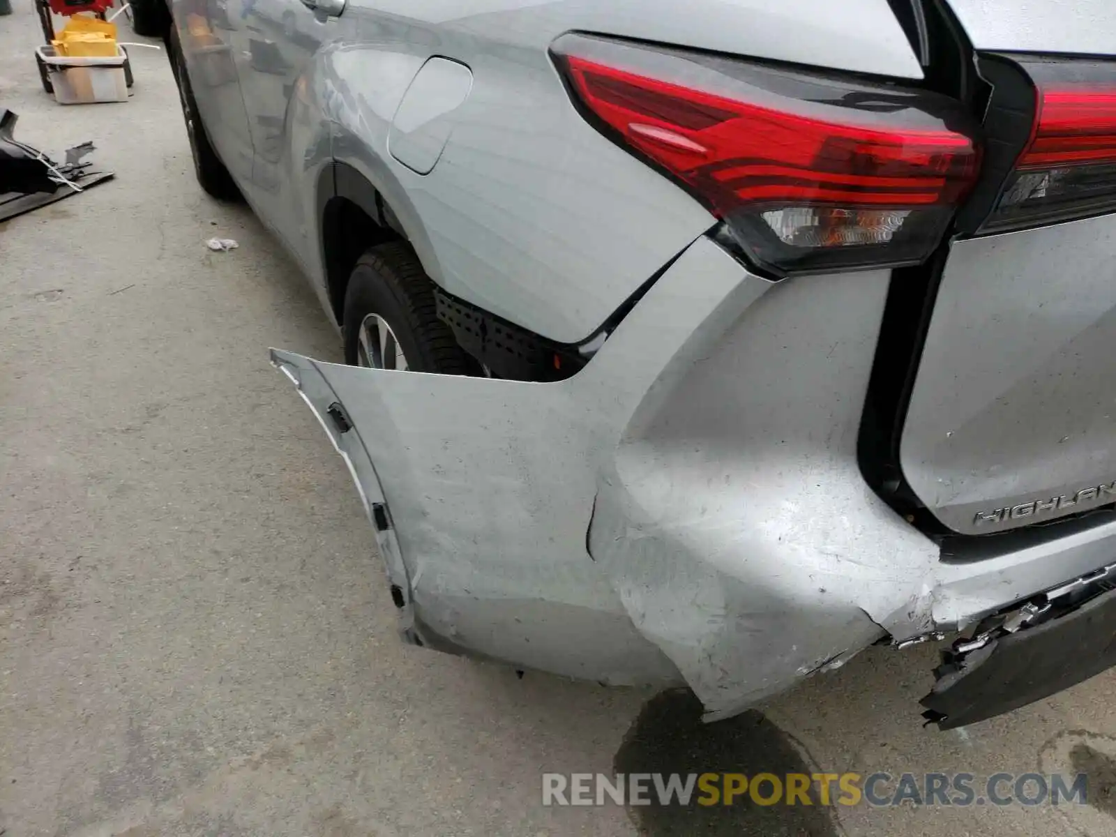 7 Photograph of a damaged car 5TDGARAH2MS505089 TOYOTA HIGHLANDER 2021