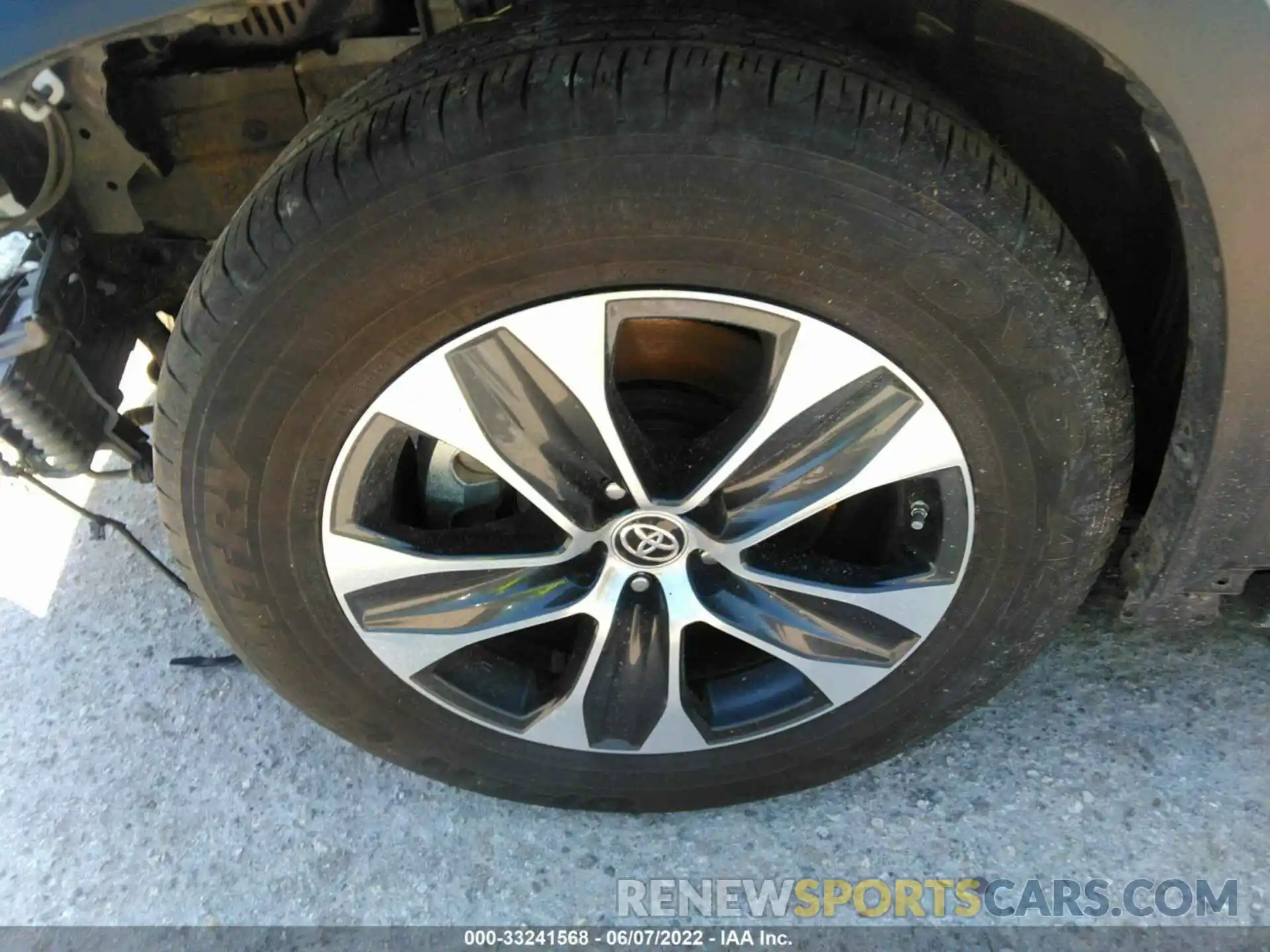 11 Photograph of a damaged car 5TDGARAH2MS506386 TOYOTA HIGHLANDER 2021