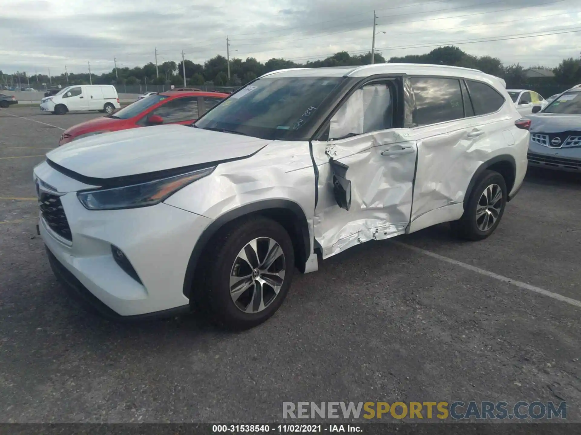 2 Photograph of a damaged car 5TDGARAH5MS506334 TOYOTA HIGHLANDER 2021