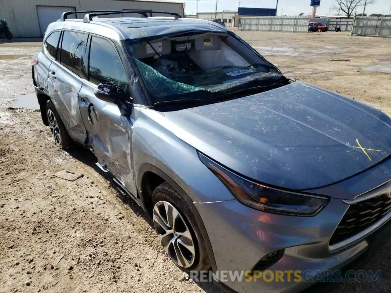 9 Photograph of a damaged car 5TDGARAH6MS010328 TOYOTA HIGHLANDER 2021