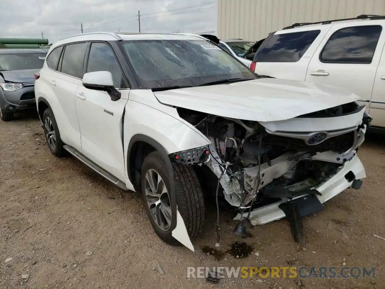 1 Photograph of a damaged car 5TDGARAH6MS504284 TOYOTA HIGHLANDER 2021