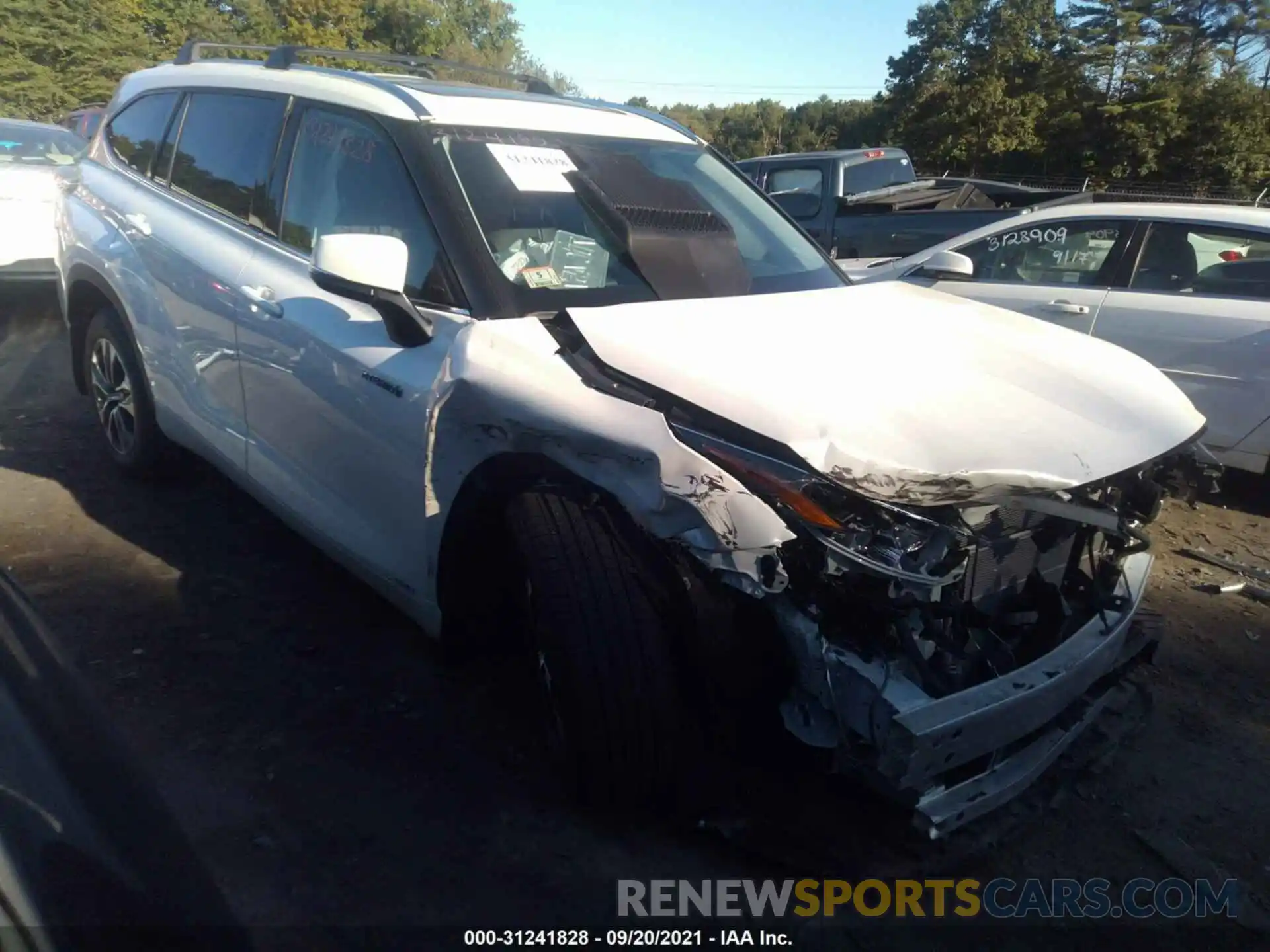 1 Photograph of a damaged car 5TDGBRCH0MS047885 TOYOTA HIGHLANDER 2021