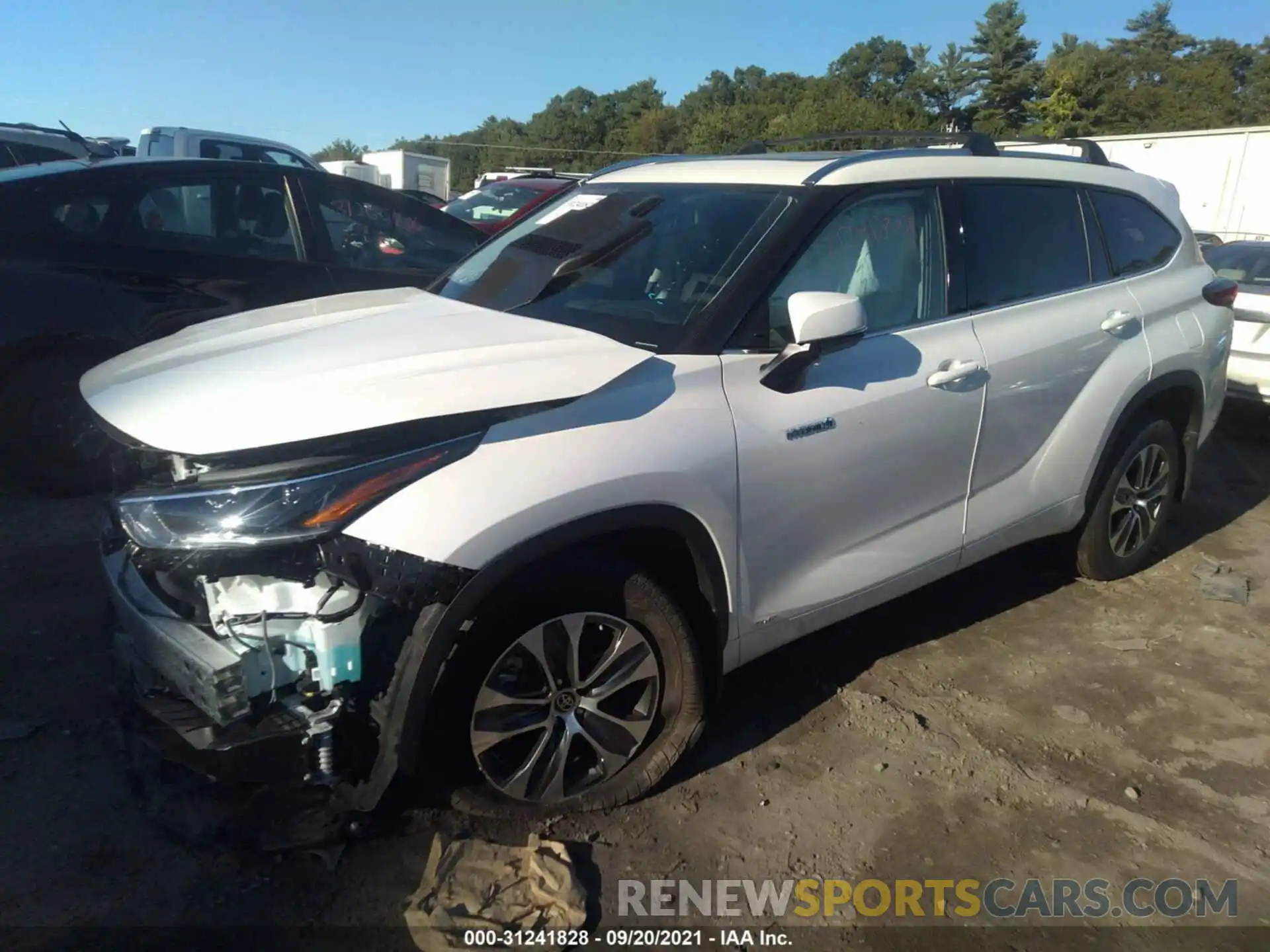 2 Photograph of a damaged car 5TDGBRCH0MS047885 TOYOTA HIGHLANDER 2021