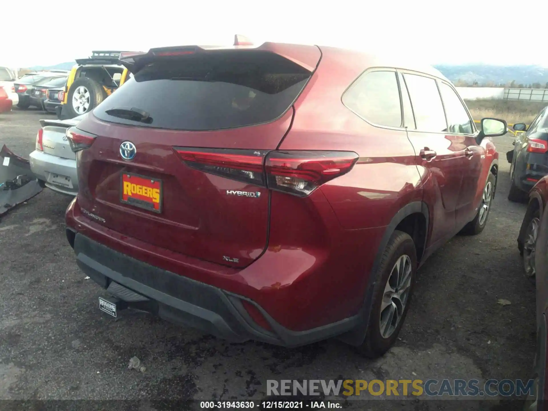 4 Photograph of a damaged car 5TDGBRCH0MS531104 TOYOTA HIGHLANDER 2021