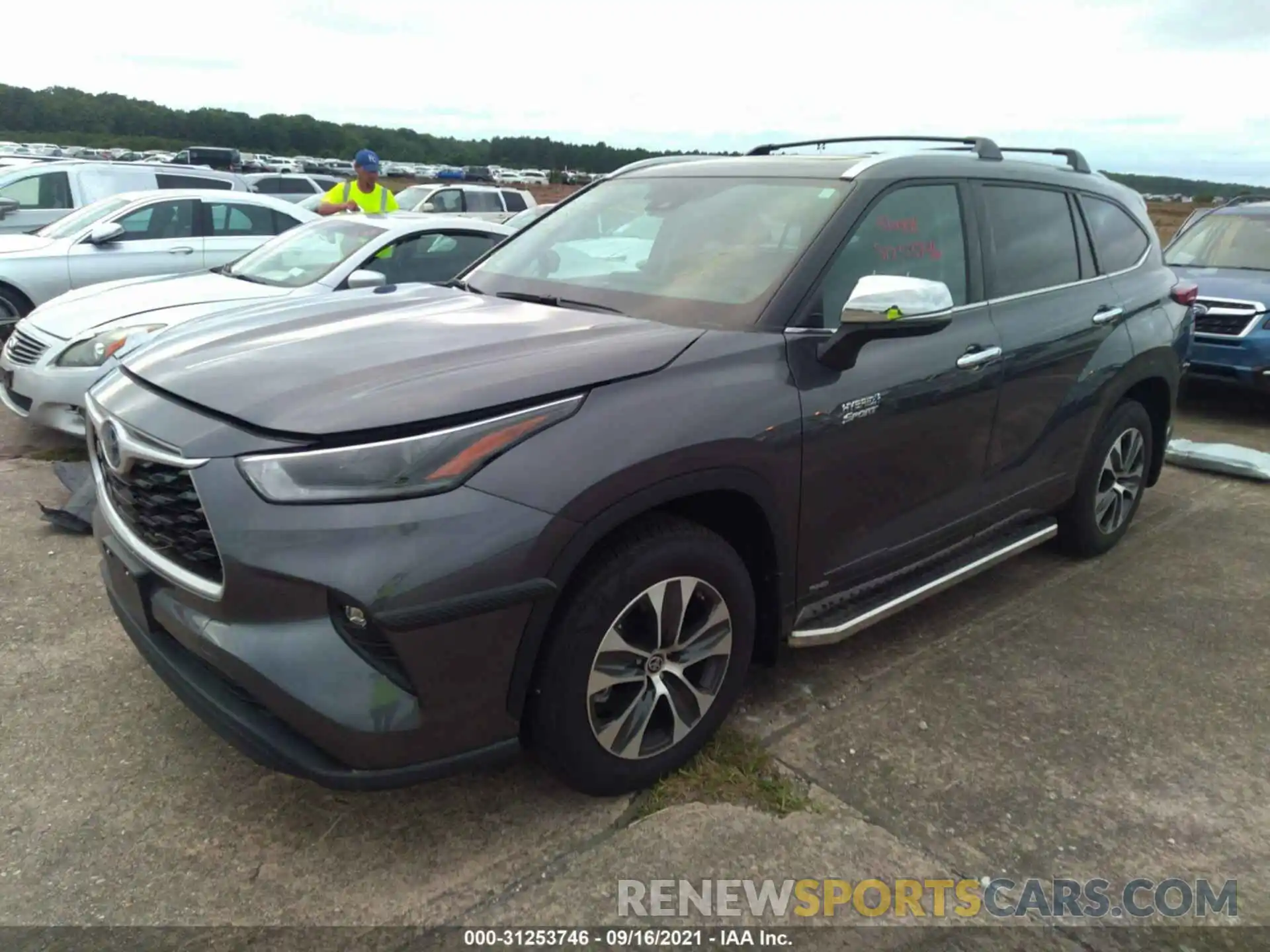 2 Photograph of a damaged car 5TDGBRCH1MS034658 TOYOTA HIGHLANDER 2021