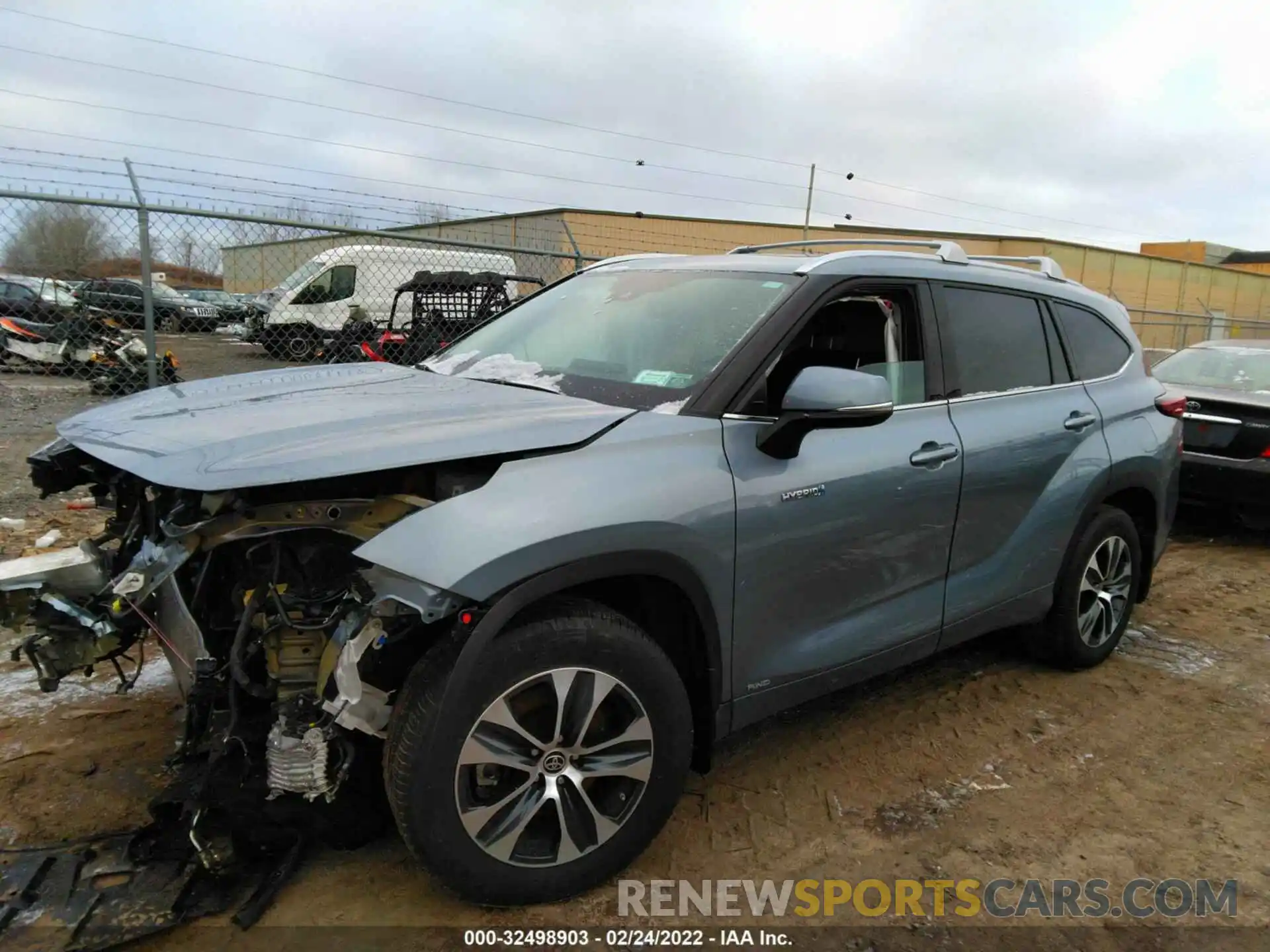 2 Photograph of a damaged car 5TDGBRCH2MS028366 TOYOTA HIGHLANDER 2021