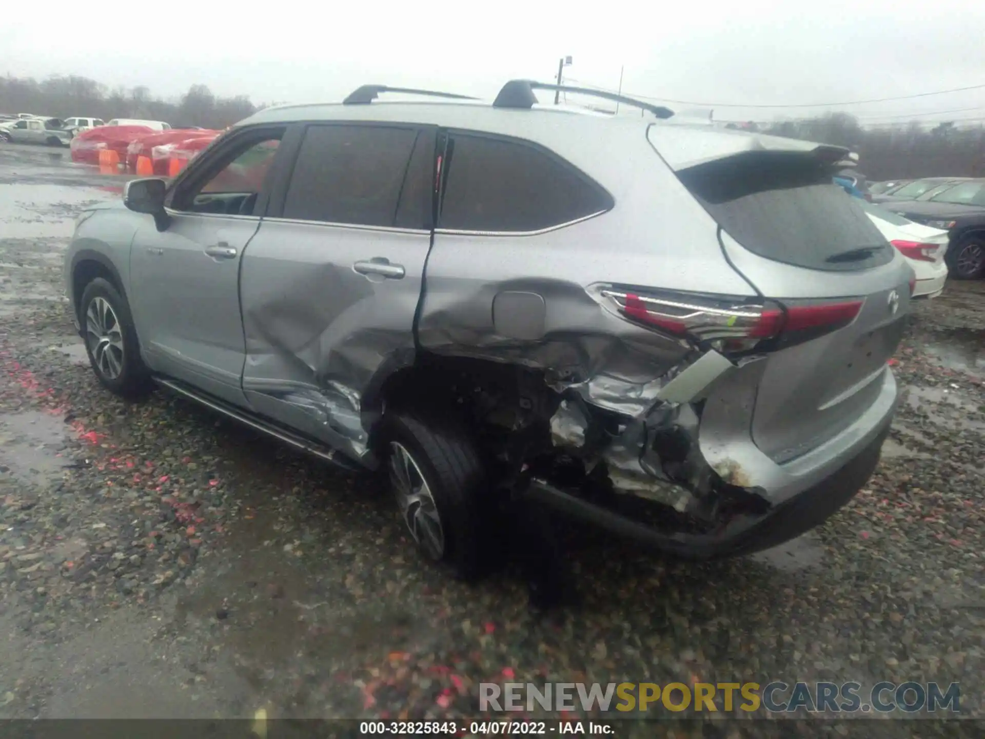 3 Фотография поврежденного автомобиля 5TDGBRCH2MS520105 TOYOTA HIGHLANDER 2021