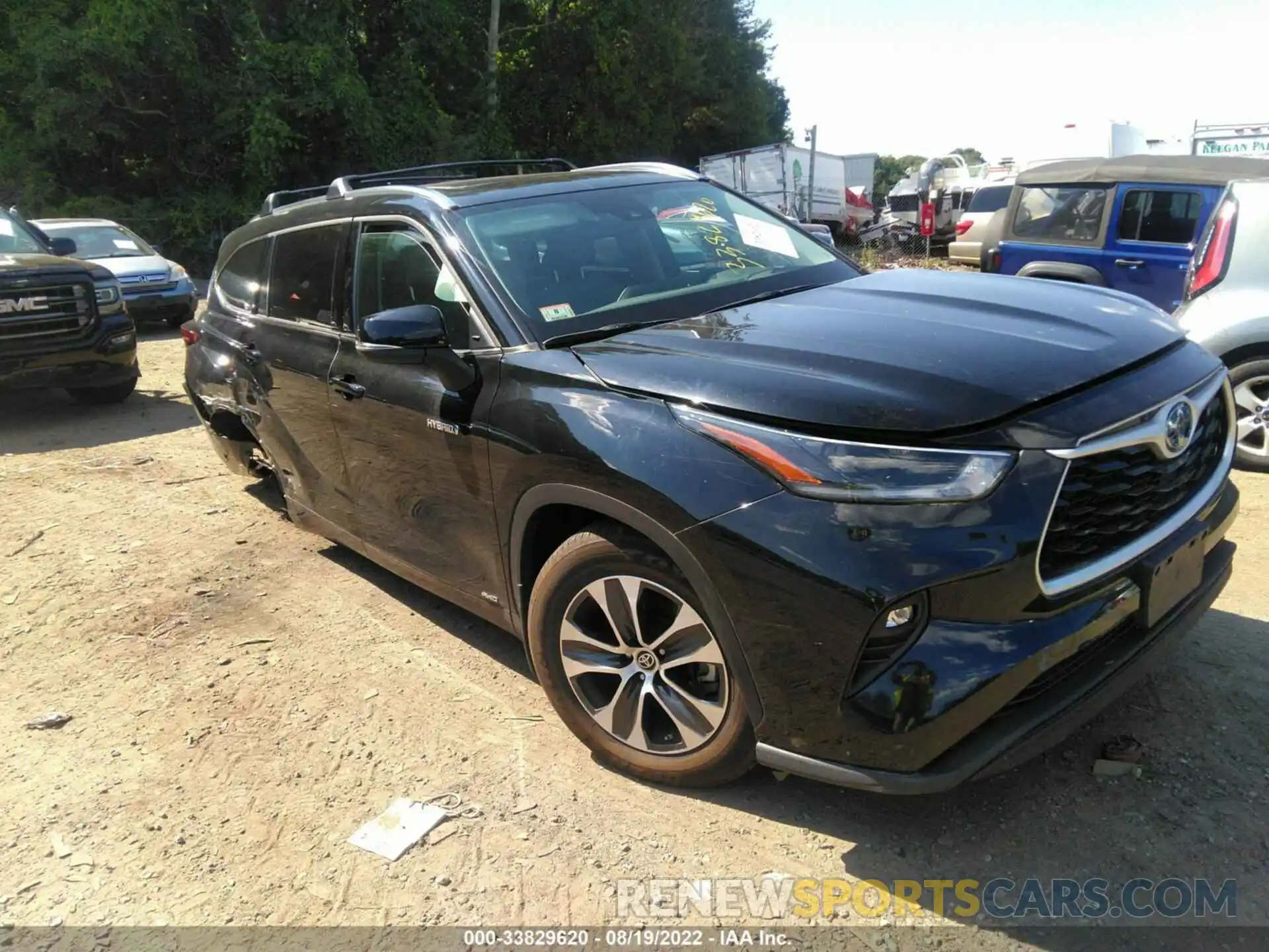 1 Photograph of a damaged car 5TDGBRCH3MS529752 TOYOTA HIGHLANDER 2021