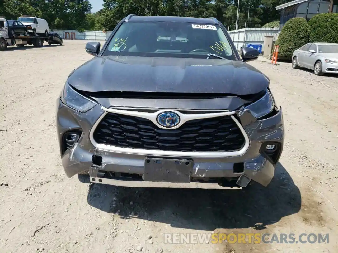 9 Photograph of a damaged car 5TDGBRCH4MS521675 TOYOTA HIGHLANDER 2021