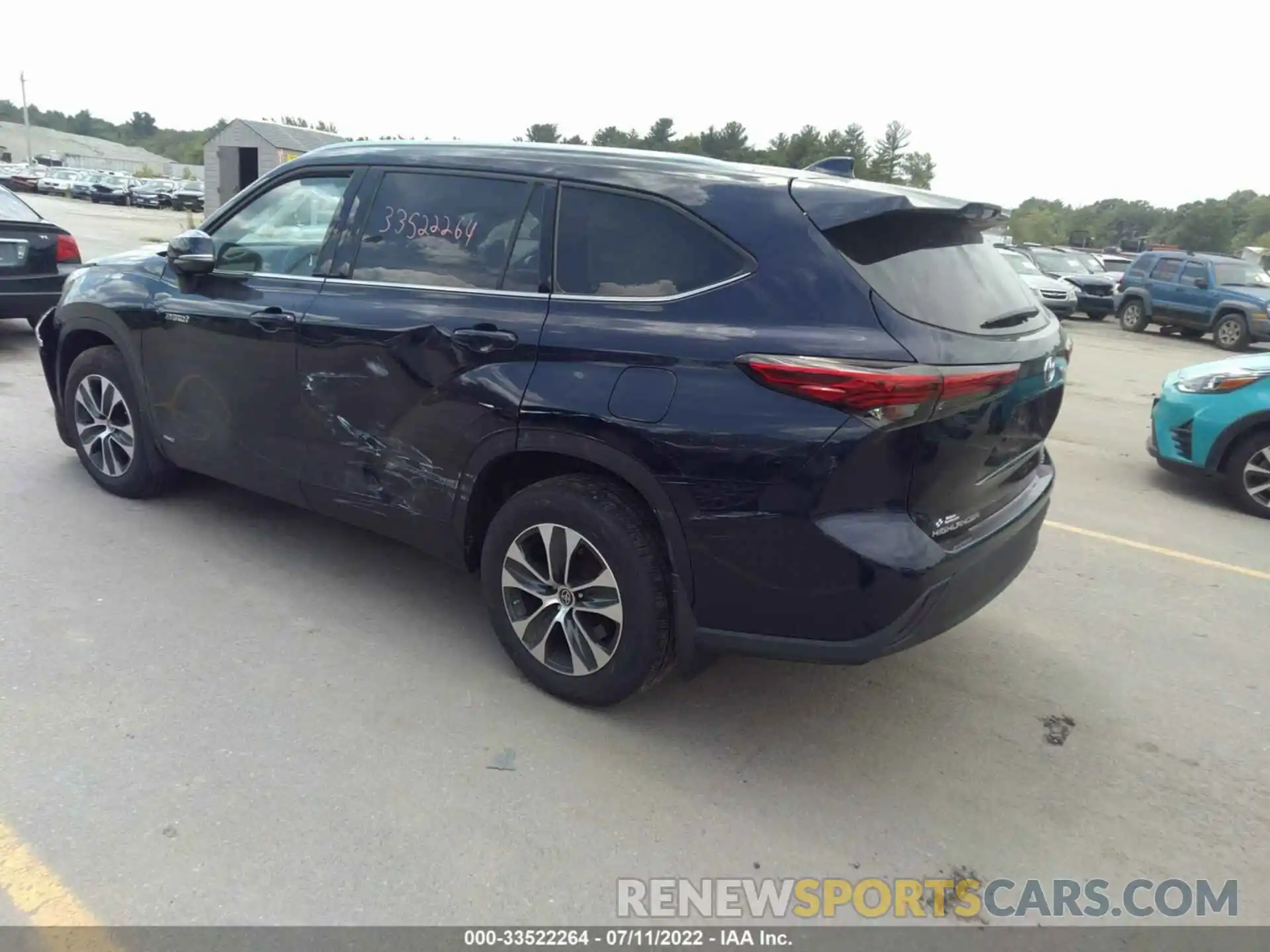 3 Photograph of a damaged car 5TDGBRCH4MS529338 TOYOTA HIGHLANDER 2021