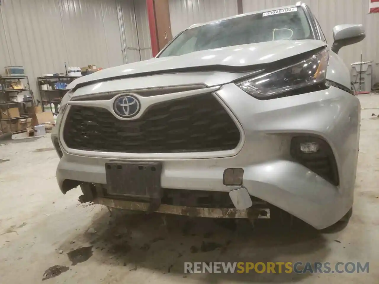 9 Photograph of a damaged car 5TDGBRCH4MS532871 TOYOTA HIGHLANDER 2021