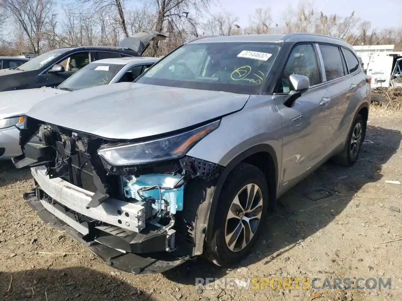 2 Photograph of a damaged car 5TDGBRCH5MS518817 TOYOTA HIGHLANDER 2021