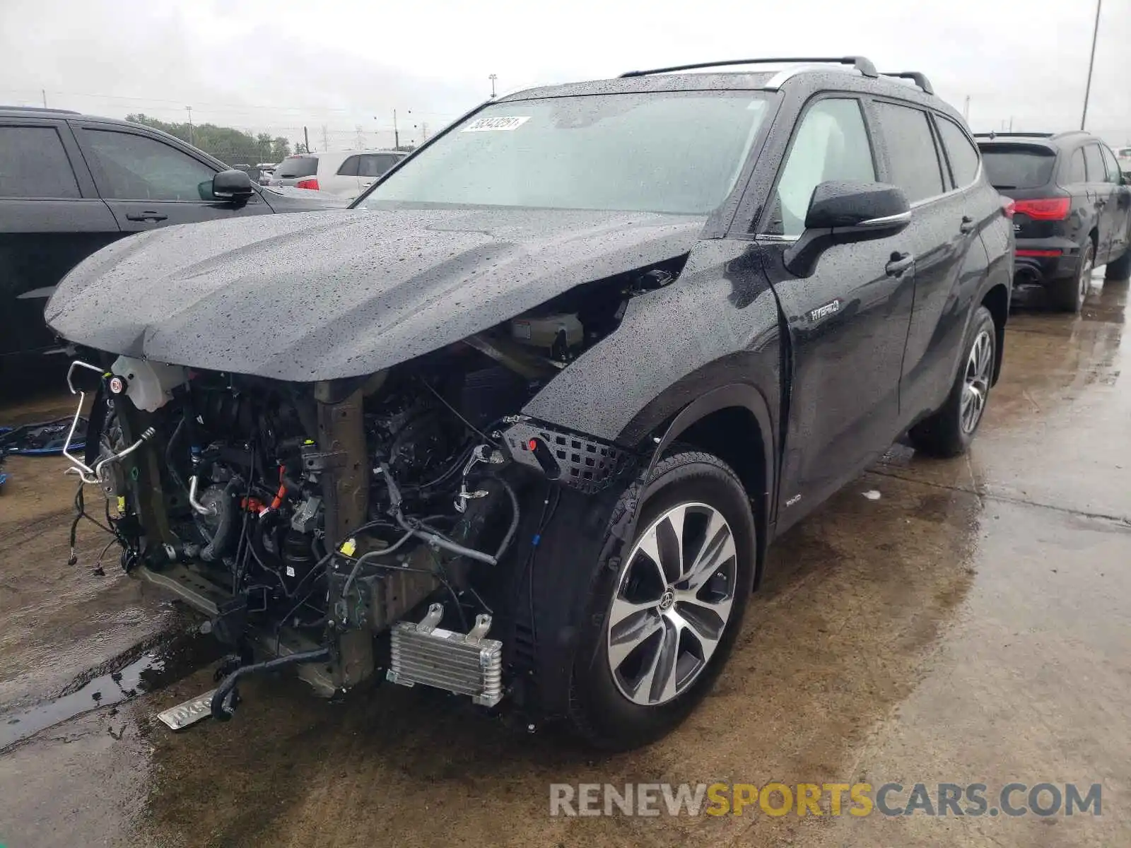 2 Photograph of a damaged car 5TDGBRCH6MS025194 TOYOTA HIGHLANDER 2021