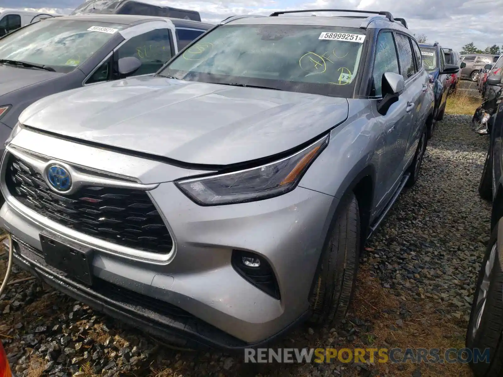 2 Photograph of a damaged car 5TDGBRCH6MS033280 TOYOTA HIGHLANDER 2021