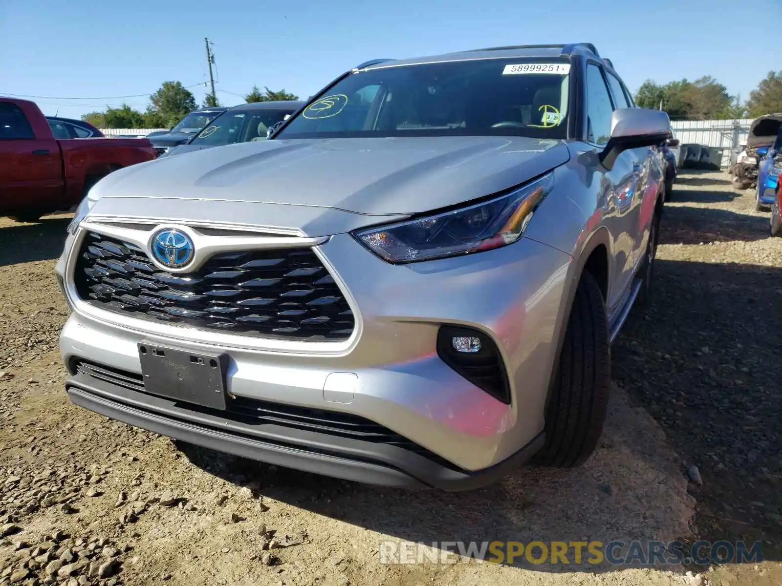 9 Photograph of a damaged car 5TDGBRCH6MS033280 TOYOTA HIGHLANDER 2021