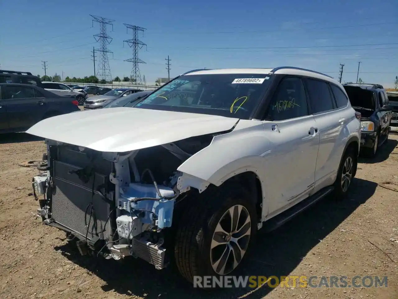 2 Photograph of a damaged car 5TDGBRCH6MS045056 TOYOTA HIGHLANDER 2021