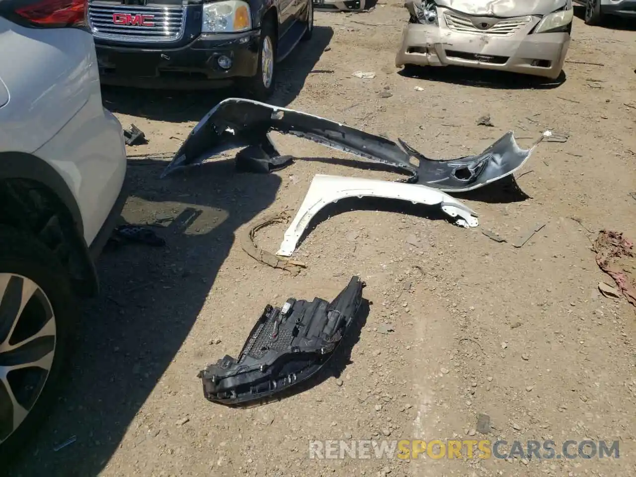 9 Photograph of a damaged car 5TDGBRCH6MS045056 TOYOTA HIGHLANDER 2021