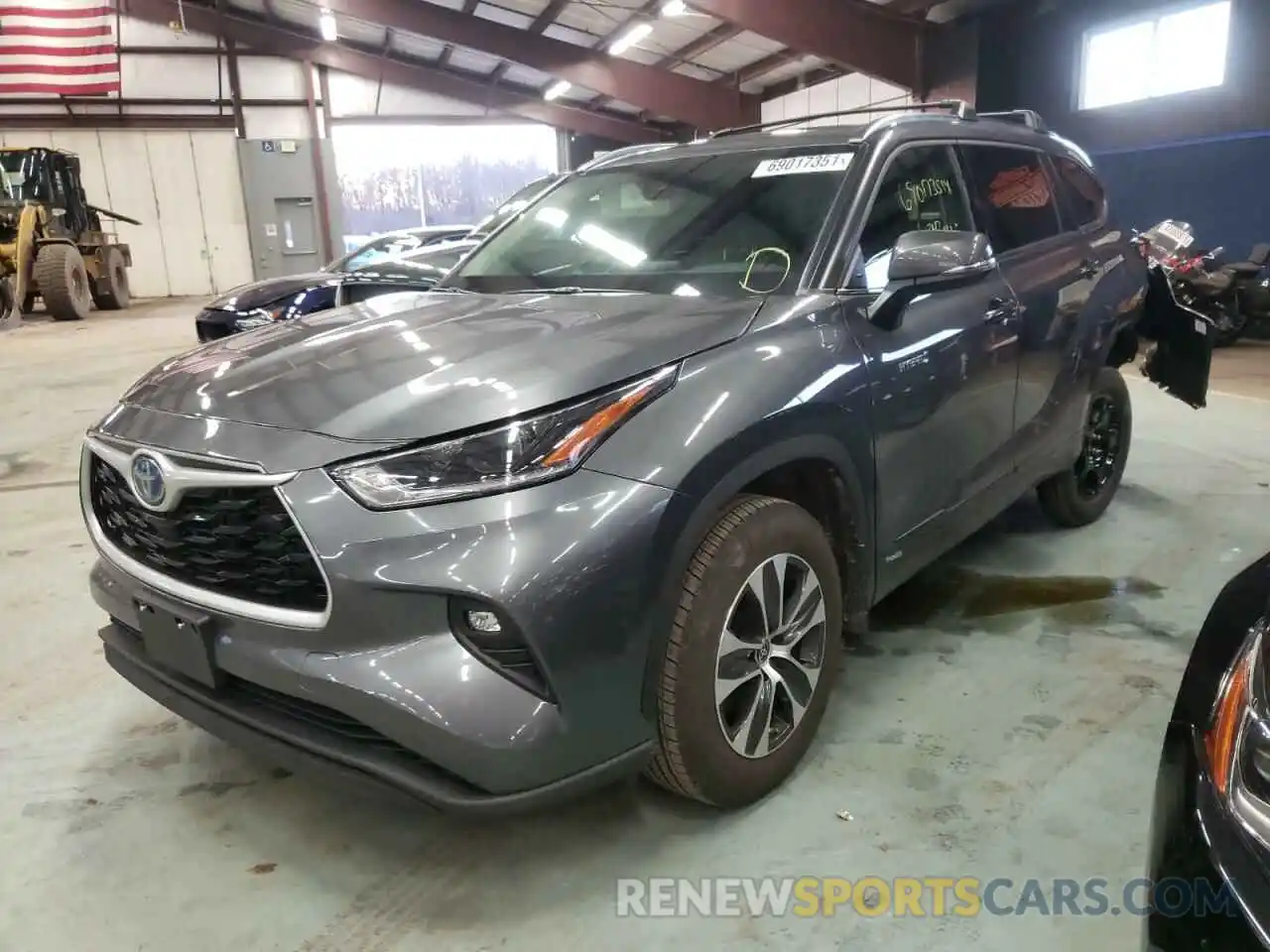 2 Photograph of a damaged car 5TDGBRCH6MS069440 TOYOTA HIGHLANDER 2021