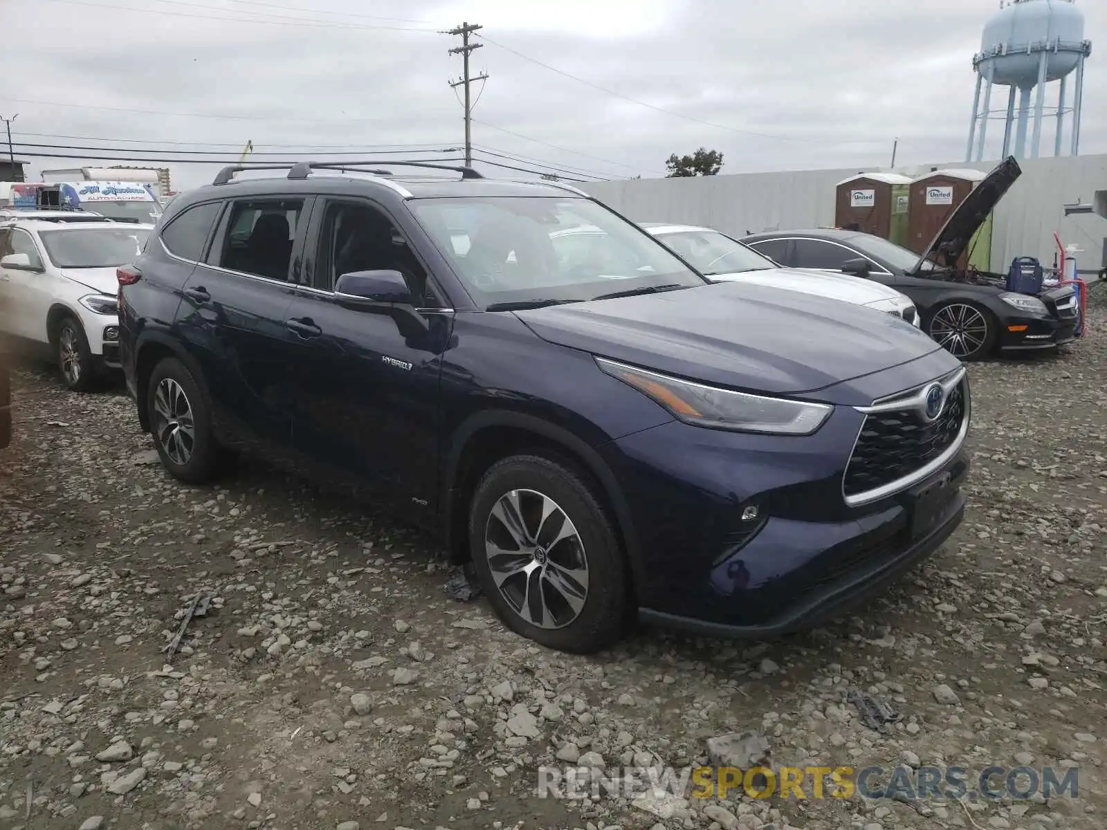 1 Photograph of a damaged car 5TDGBRCH6MS525842 TOYOTA HIGHLANDER 2021