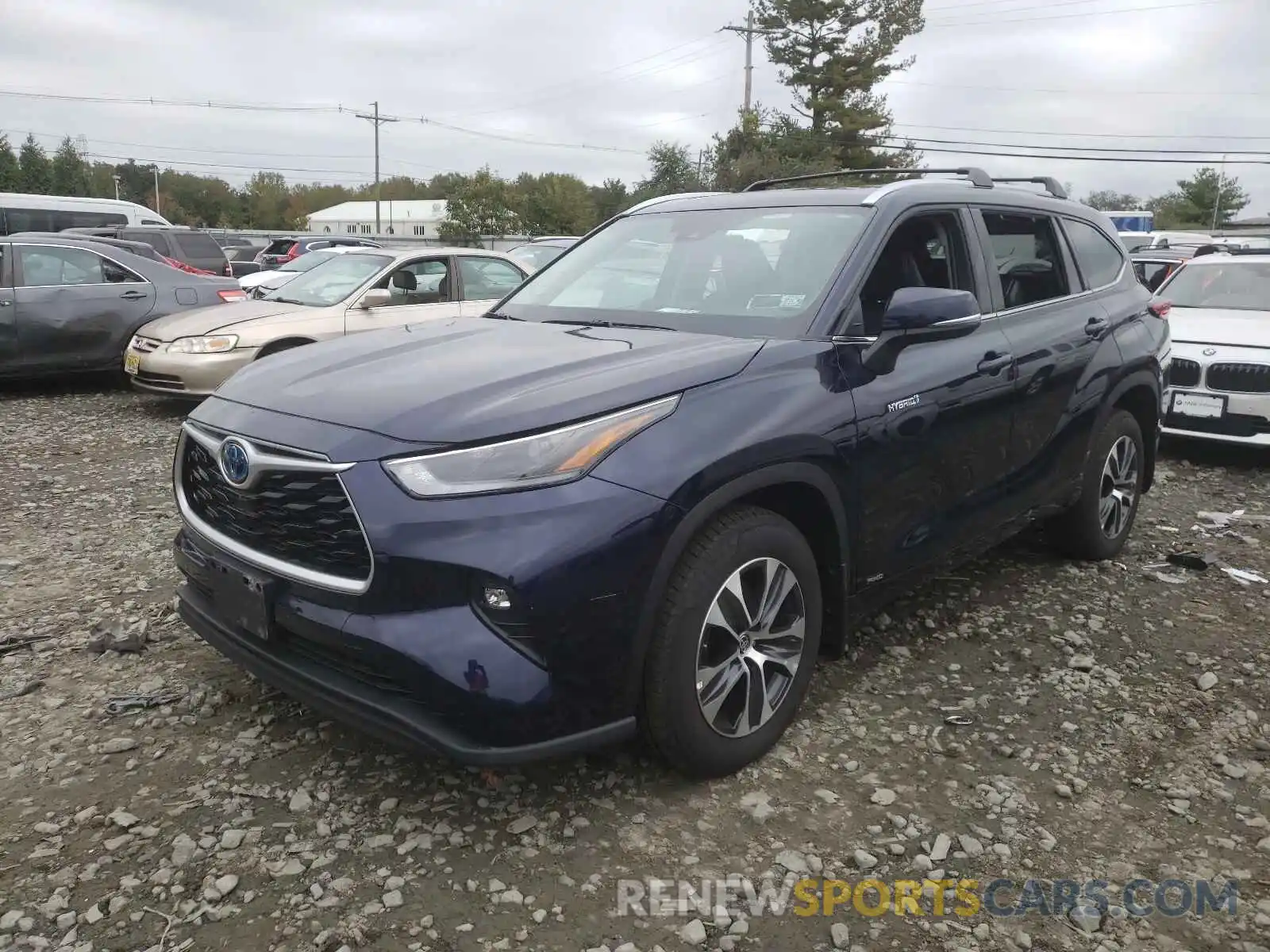 2 Photograph of a damaged car 5TDGBRCH6MS525842 TOYOTA HIGHLANDER 2021