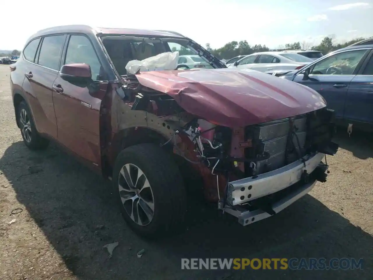 1 Photograph of a damaged car 5TDGBRCH6MS528465 TOYOTA HIGHLANDER 2021