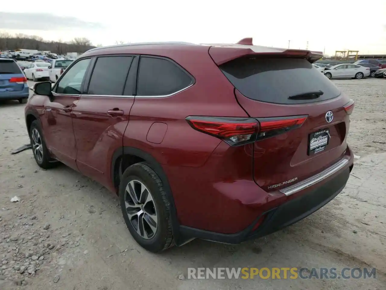 3 Photograph of a damaged car 5TDGBRCH7MS536266 TOYOTA HIGHLANDER 2021